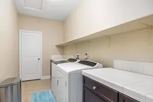 219 Flores Ln, Vista, CA 92083 - Photo 33