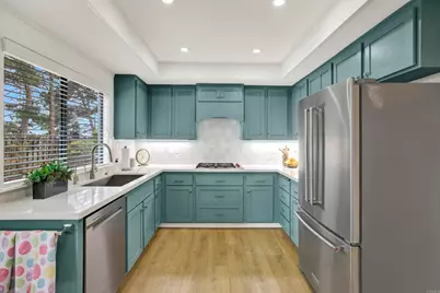 1251 Hatcreeck Court, Vista, CA 92081 - Photo 11