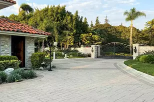 6998 Rancho La Cima, Rancho Santa Fe, CA 92067 - Photo 5