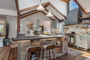 6011 Vista De La Mesa, La Jolla, CA 92037 - Photo 9