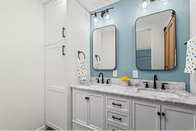 2049 Camino Dr, Escondido, CA 92026 - Photo 21