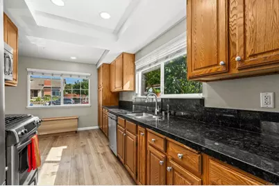 2049 Camino Dr, Escondido, CA 92026 - Photo 15