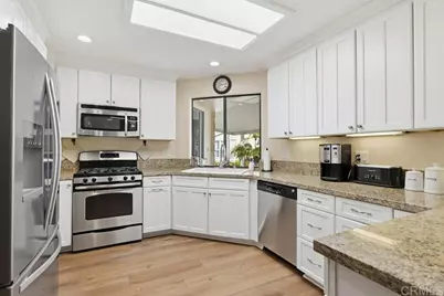5229 Don Valdez Drive, Carlsbad, CA 92010 - Photo 5