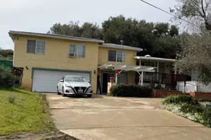 2576 Green Hills Way, Vista, CA 92084 - Photo 3