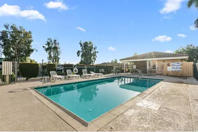 1075 N Escondido #104, Escondido, CA 92026 - Photo 15