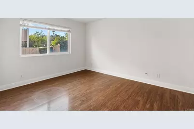1075 N Escondido #104, Escondido, CA 92026 - Photo 9