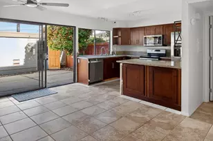 2925 Via Libertad, Carlsbad, CA 92010 - Photo 7