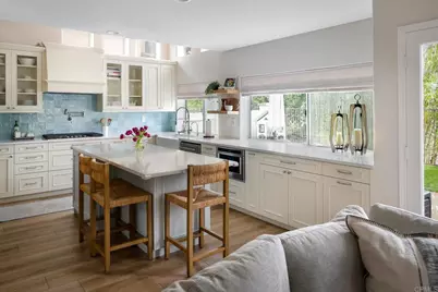 7060 Zubaron Lane, Carlsbad, CA 92009 - Photo 17