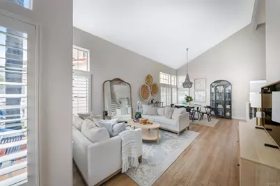 7060 Zubaron Lane, Carlsbad, CA 92009 - Photo 5