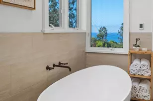 555 Amphitheatre Dr, Del Mar, CA 92014 - Photo 13