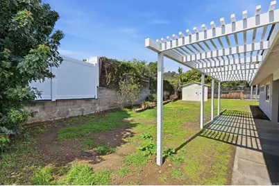 1957 Clover Way, Escondido, CA 92026 - Photo 15