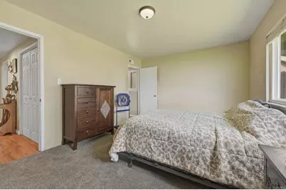 1957 Clover Way, Escondido, CA 92026 - Photo 11