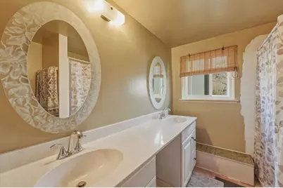 1957 Clover Way, Escondido, CA 92026 - Photo 13