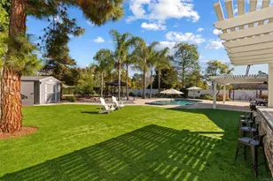 1222 Lupine Hills Dr, Vista, CA 92081 - Photo 7