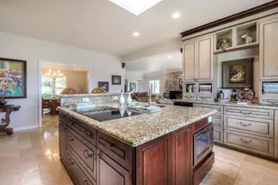 30181 Via Maria Elena, Bonsall, CA 92003 - Photo 9