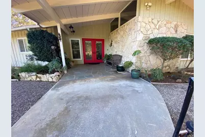 25915 Jesmond Dene Rd, Escondido, CA 92026 - Photo 3