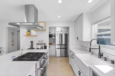 271 Coneflower Street, Encinitas, CA 92024 - Photo 13