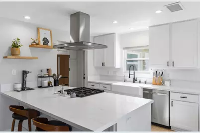 271 Coneflower Street, Encinitas, CA 92024 - Photo 9