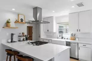 271 Coneflower St, Encinitas, CA 92024 - Photo 9