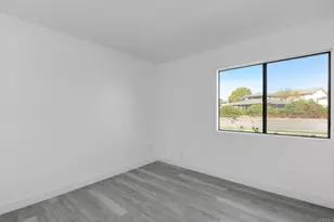 4161 Tiberon Dr, Oceanside, CA 92056 - Photo 17