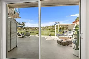2544 Navarra, Carlsbad, CA 92009 - Photo 5
