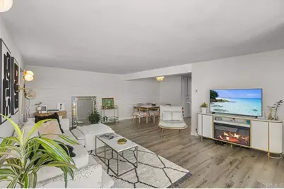 2544 Navarra #12, Carlsbad, CA 92009 - Photo 9