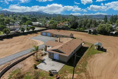 2029 Greenfield Drive, El Cajon, CA 92019 - Photo 5