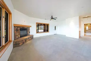 24710 Sutherland Dr, Ramona, CA 92065 - Photo 23