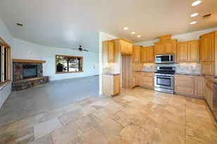 24710 Sutherland Dr, Ramona, CA 92065 - Photo 25