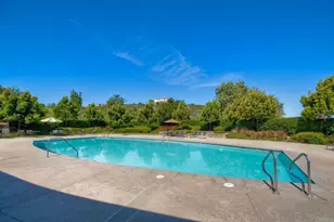 7060 Sitio Caliente, Carlsbad, CA 92009 - Photo 39