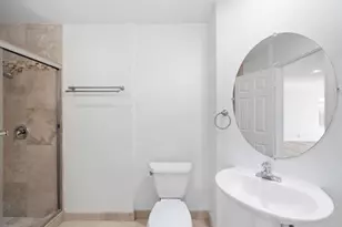 2891 Oakwood Creek Way, Escondido, CA 92027 - Photo 13