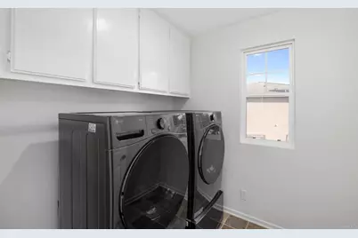 2891 Oakwood Creek Way, Escondido, CA 92027 - Photo 25