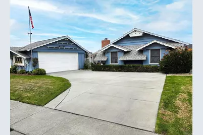 3221 Kempton Drive, Los Alamitos, CA 90720 - Photo 1