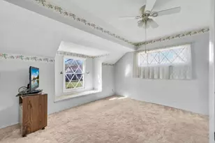 3221 Kempton Dr, Los Alamitos, CA 90720 - Photo 13