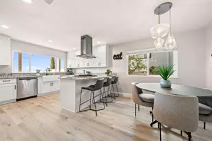 6827 El Fuerte St, Carlsbad, CA 92009 - Photo 17