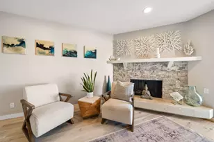 6827 El Fuerte St, Carlsbad, CA 92009 - Photo 13