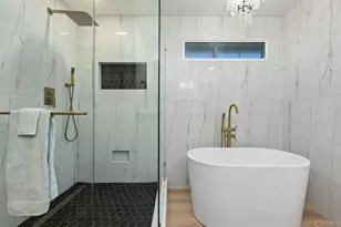 7039 Whitewater St, Carlsbad, CA 92011 - Photo 19