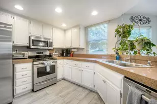 275 Royal Glen Dr, Fallbrook, CA 92028 - Photo 13