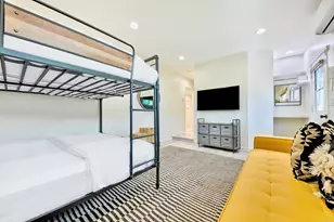 5187 Foothill Blvd, San Diego, CA 92109 - Photo 21