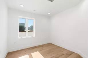 214 S Pacific St, Oceanside, CA 92054 - Photo 31