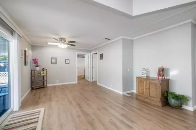2250 N Broadway #31, Escondido, CA 92026 - Photo 17