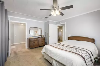 2250 N Broadway #31, Escondido, CA 92026 - Photo 25
