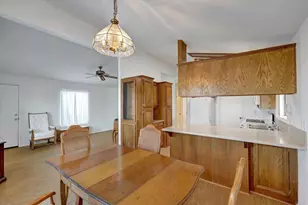 205 Mockingbird Ln, Oceanside, CA 92057 - Photo 9