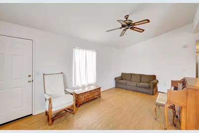 205 Mockingbird Lane, Oceanside, CA 92057 - Photo 5