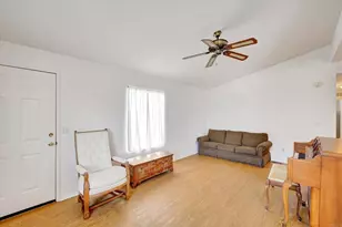 205 Mockingbird Ln, Oceanside, CA 92057 - Photo 5