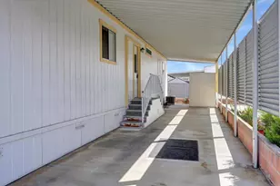 205 Mockingbird Ln, Oceanside, CA 92057 - Photo 23