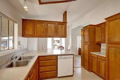 205 Mockingbird Lane, Oceanside, CA 92057 - Photo 11