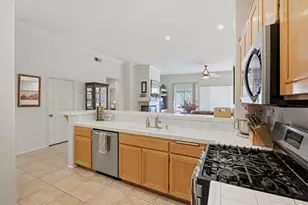 27678 Trailhead Ct, Corona, CA 92883 - Photo 13