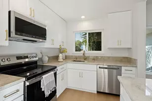 408 Bonair St, La Jolla, CA 92037 - Photo 19