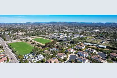 1010 Scarlet Way, Encinitas, CA 92024 - Photo 35